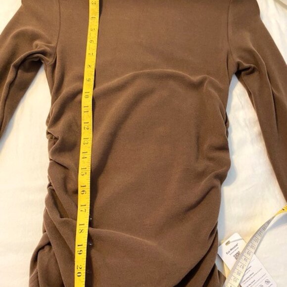 OGL ProWarm Thermal Ruched Sides Tuckable Mockneck Top S Mocha NWT - Picture 5 of 7